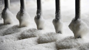 (FILES) A picture taken on November 18, 2011 shows sugar obtained from sugar beets in French firm Tereos' sugar refinery in the French northern town of Lillers. Sugar prices in the European market have jumped recently causing alarm bells to ring.  AFP PHOTO PHILIPPE HUGUEN        (Photo credit should read PHILIPPE HUGUEN/AFP/Getty Images)